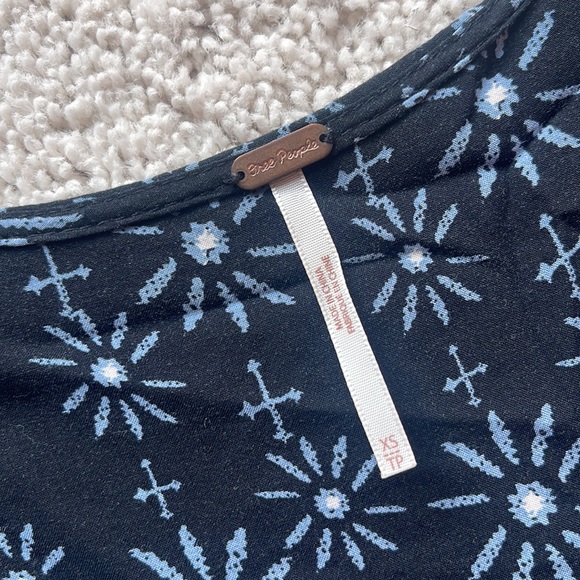 Free People Top - Picture 2 of 4